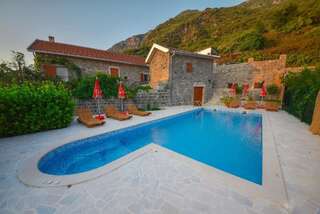 Виллы Mediteraneo Villa Kaluđerovići Вилла с собственным бассейном-47